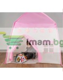 Детска палатка със светещи гирлянди от памучни топки розова